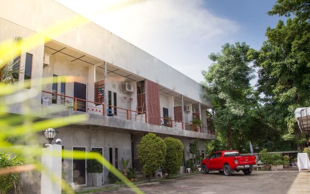 Shanya Guesthouse