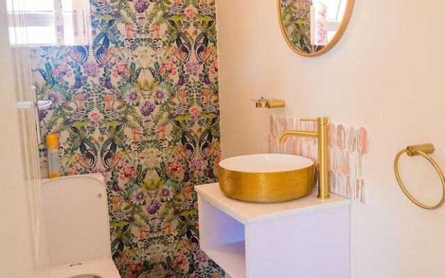 36 Alexander Guesthouse