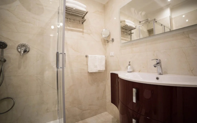 St. Peter Area Luxury Suites