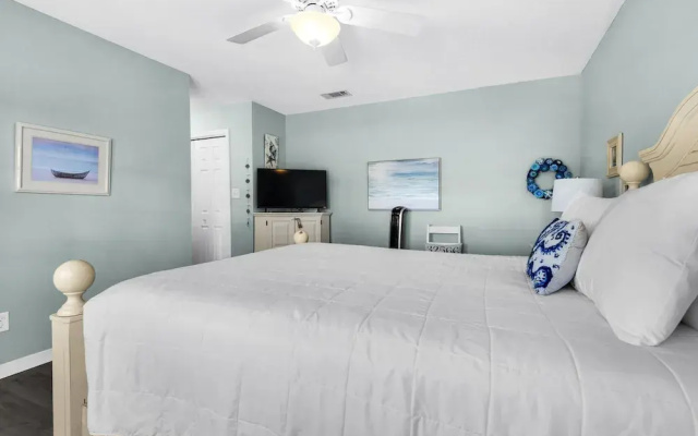 Beachview 101- Beaches and Moonbeams