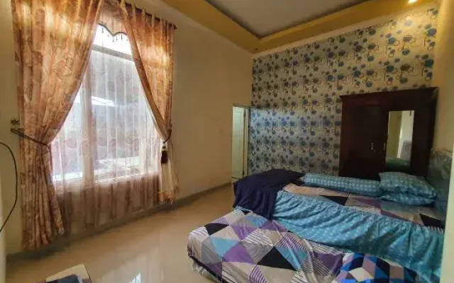 SUNRICH Villa Syariah 5 spacious room & Swimming pool with Jaccuzi