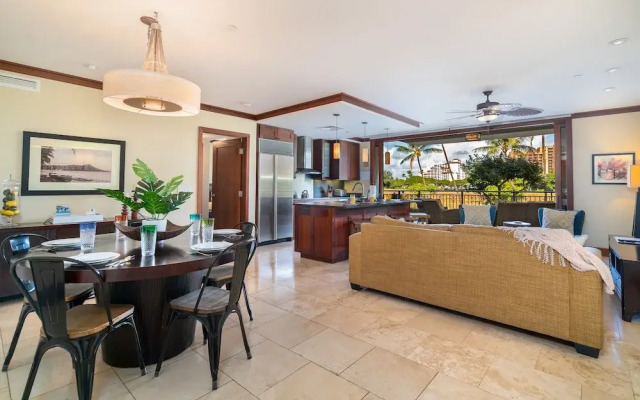 Hale Kahakai Ko Olina Beach Villa w/ Pool!