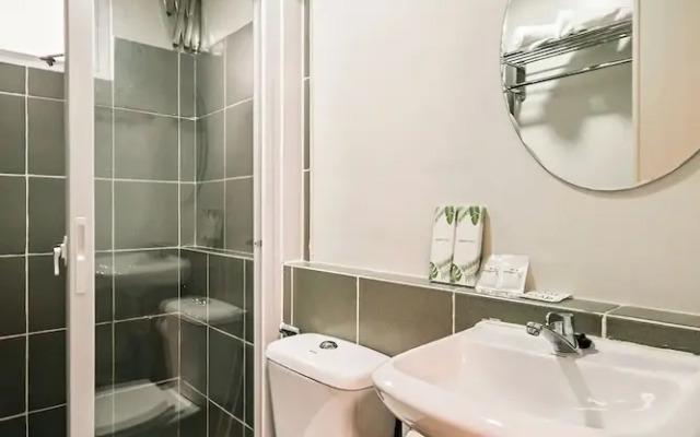 Precious Florannjoe Chic New Studio With Best Care