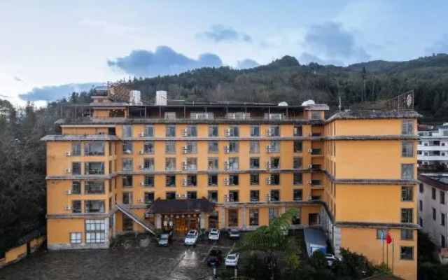 Yunti Hotel