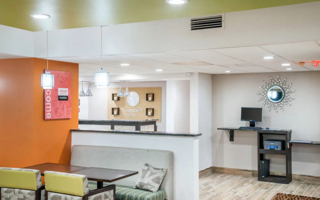 Comfort Inn