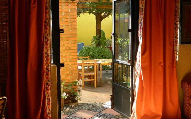 Hotel Casa Alvarada