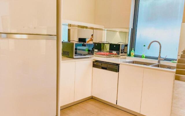 The Point Villas Resort by Danatrip