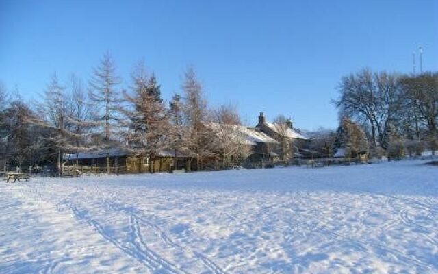 Wallace Lane Farm - Farm Home