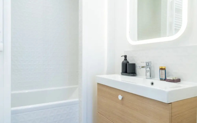 Lavie Maison the Spacious