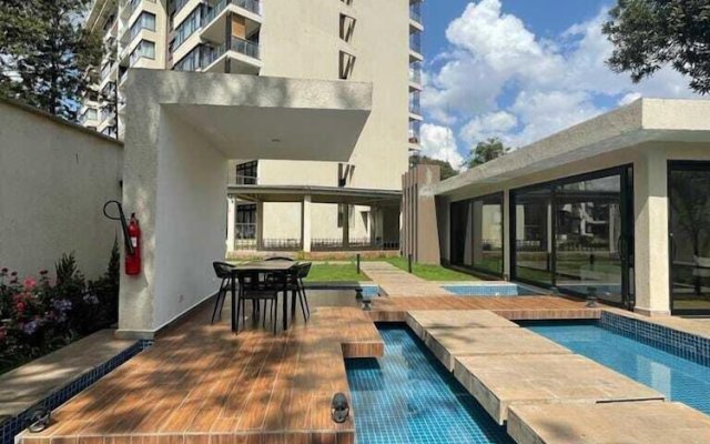 Lux Suites Havana Studio Apartments