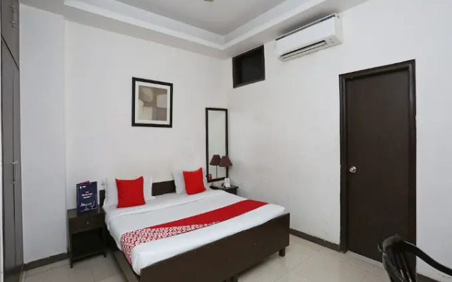 Diamond Stays By OYO Rooms