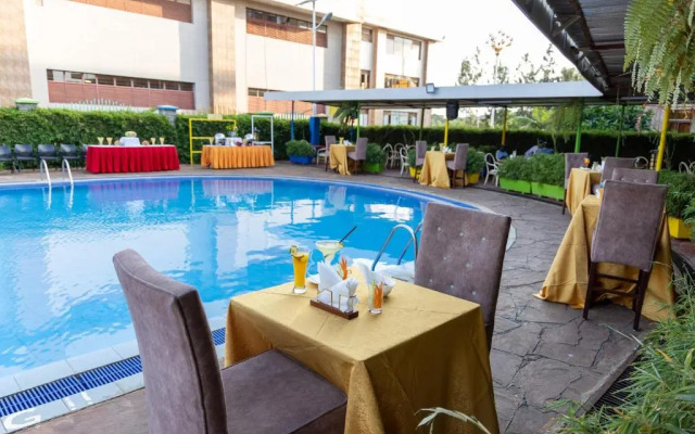 Maxland Hotel