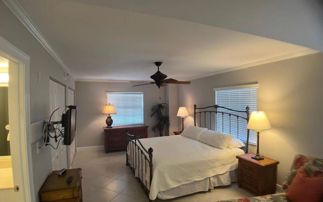 Slice of Paradise in Manasota Key