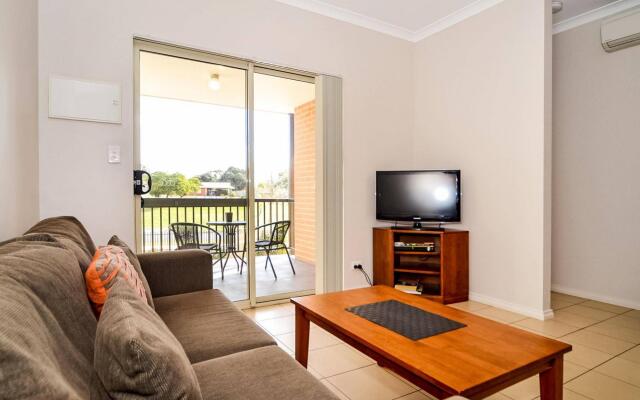 Collie Heights Motel Apartments