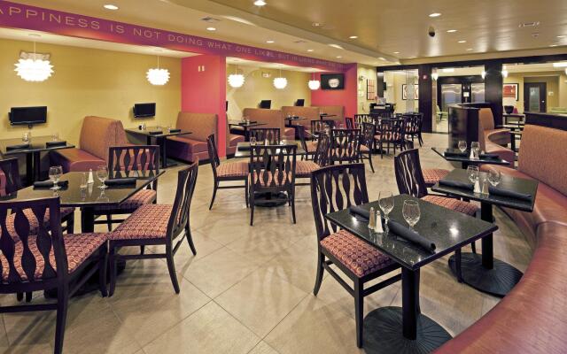 Holiday Inn Mobile - Airport by IHG