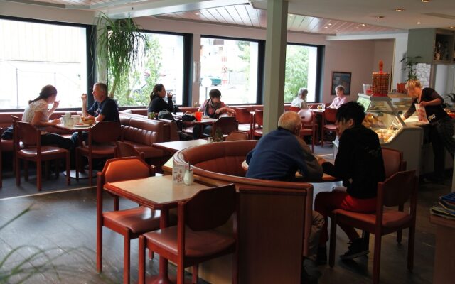 Schnider Bed&Breakfast & Café