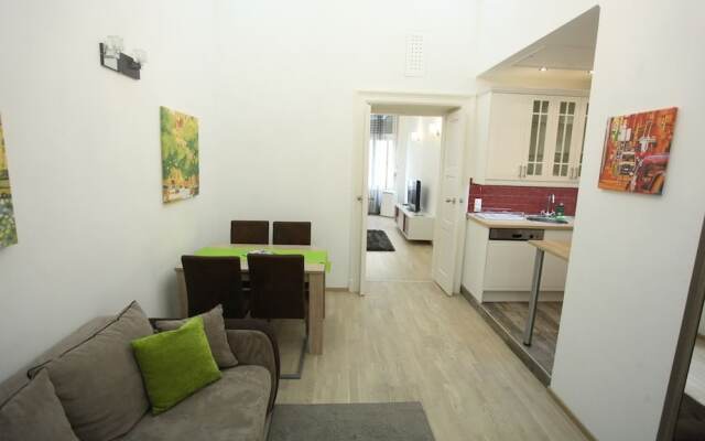 Dfive Apartments Bathory