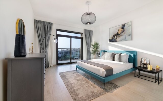 Maison Privee - Exclusive Luxury 3BR Apt with scenic views of Burj Al Arab