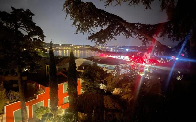 Port Bandol T3 dans résidence calme Parking privé