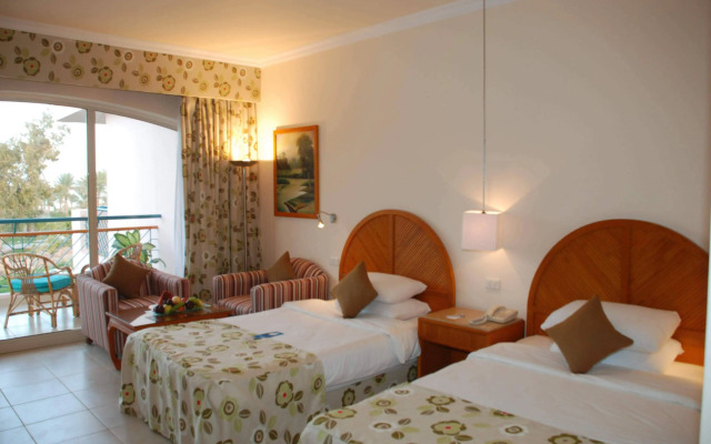 Parrotel Beach Resort