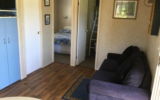 Riviera Caravan Park