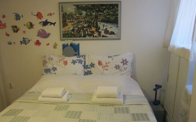 Homey 1-BR Apt