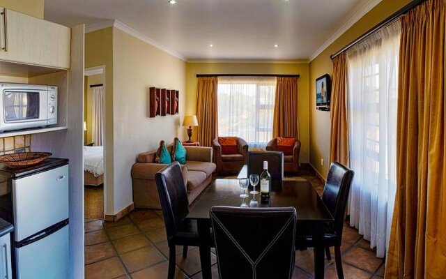 "room in B&B - Guest Room With Double bed and Kitchen, in Port Elizabeth Ideal Business Travel"