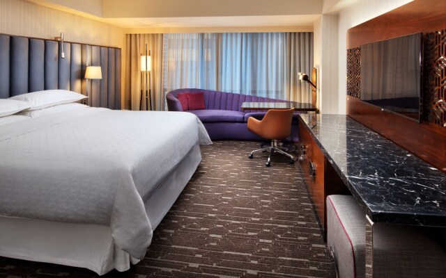 Sheraton Grand Los Angeles