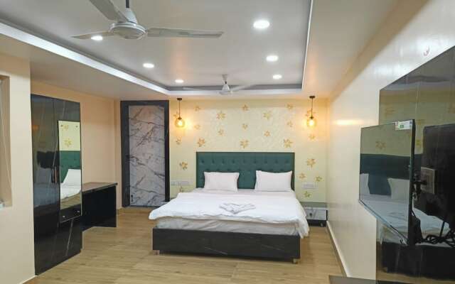 Goroomgo Santosh Inn Puri
