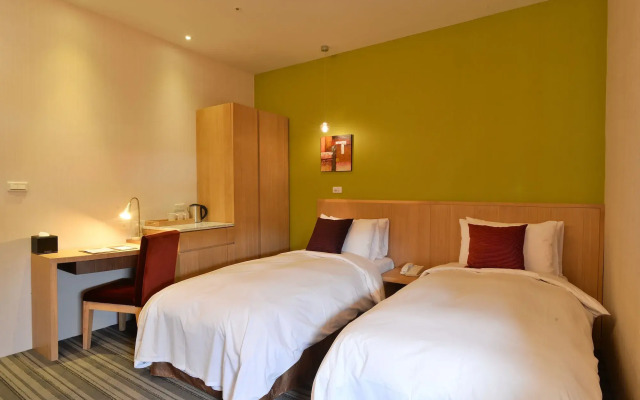 In Young Hotel