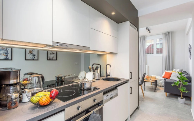 Penelope's Charming 2-BR Apt in Athens