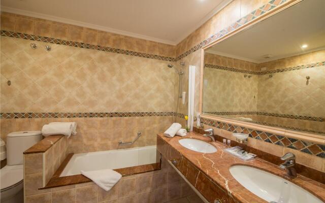 Bull Vital Suites & Spa Boutique Hotel - Only Adults