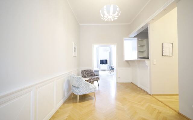 HeyMi Apartments Karlsplatz