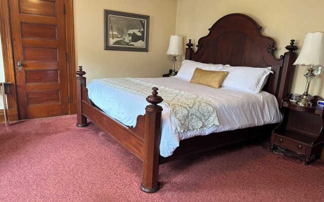 Meredith Inn
