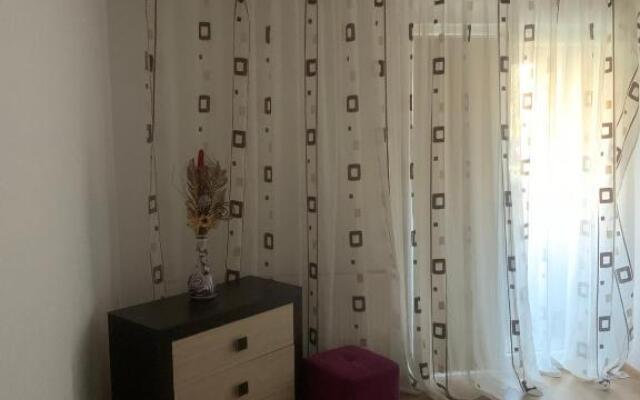 Catinca Home