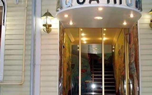 Aquarium Hotel