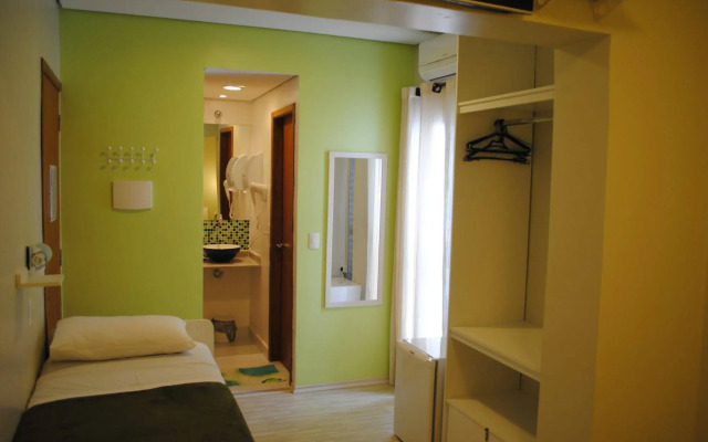 Brazilodge All Suites Hostel
