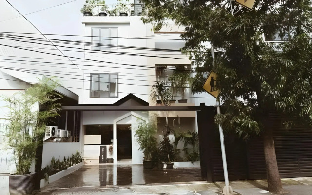 W Home Benhil