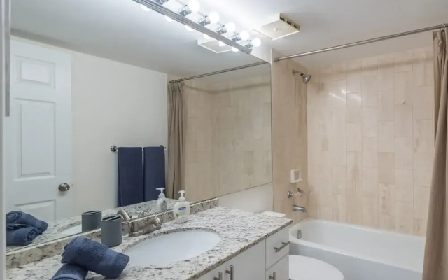 Glamorous 3 Bedroom with a View