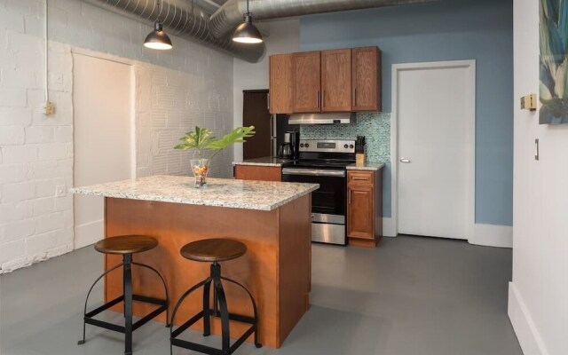 Apartments At 1531 Washington Ave