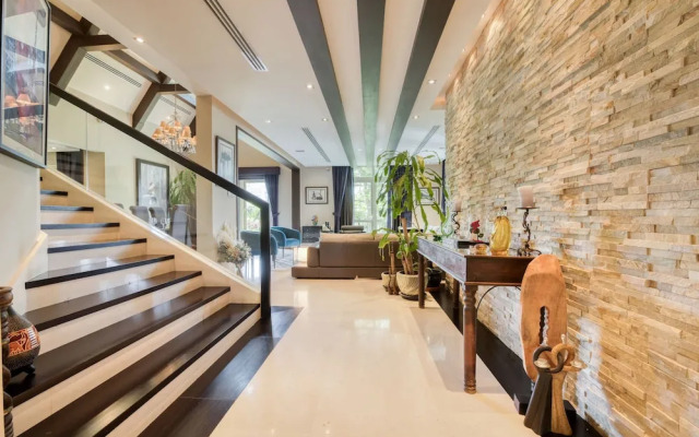 Cluster 16 Jumeirah Island