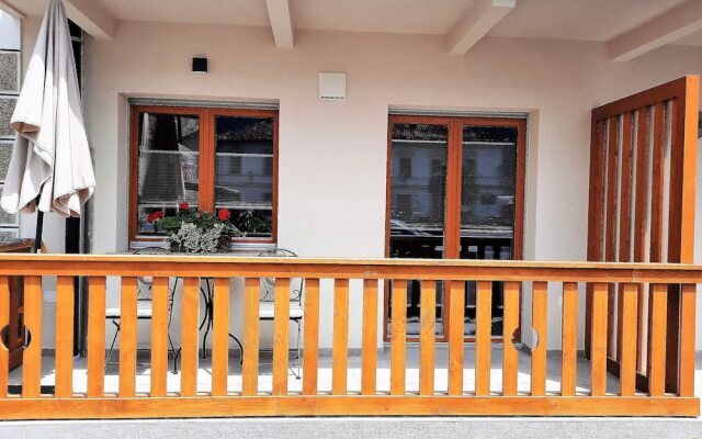 Apartments Hlapi with SPA