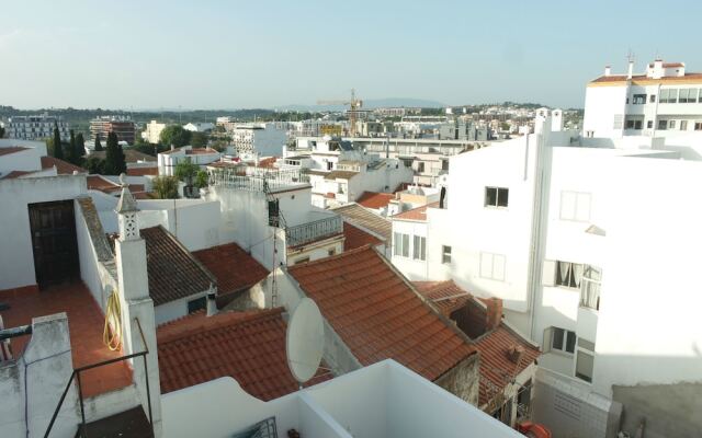 B28 - Stylish Typical House by DreamAlgarve