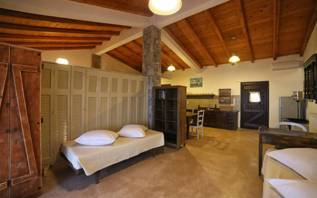 Pyrgos Ikaria Traditional Village