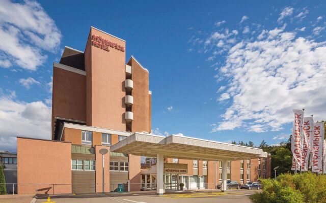 hotelImage