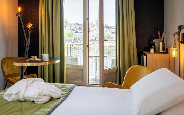 Mercure Bords De Loire Saumur
