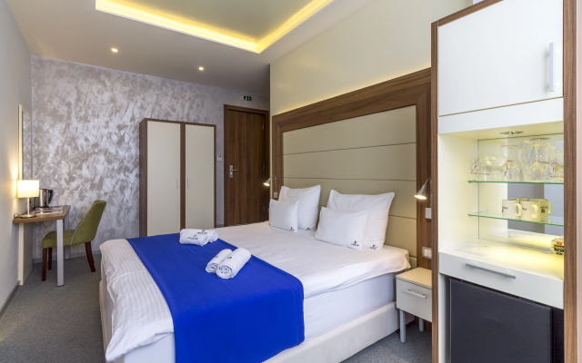Privilege Suites by Central Park