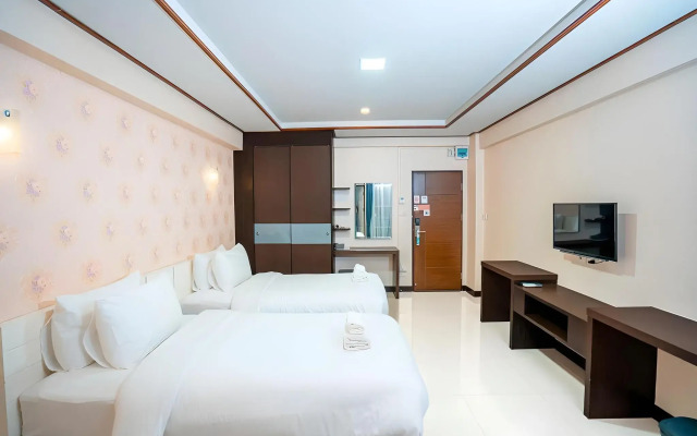 Blue Sky Residence Airport