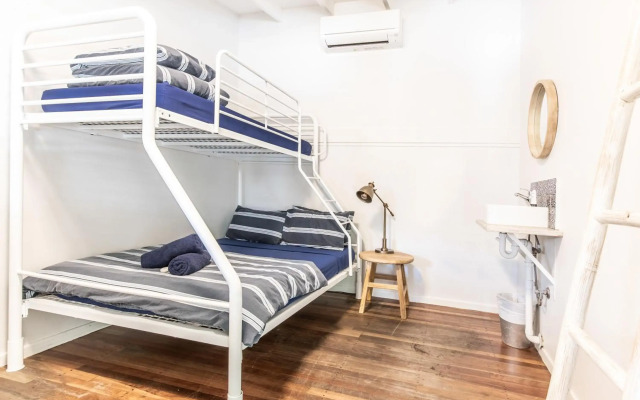 Wake Up! Byron Bay - Hostel