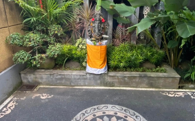 RedDoorz @ Nelayan Canggu